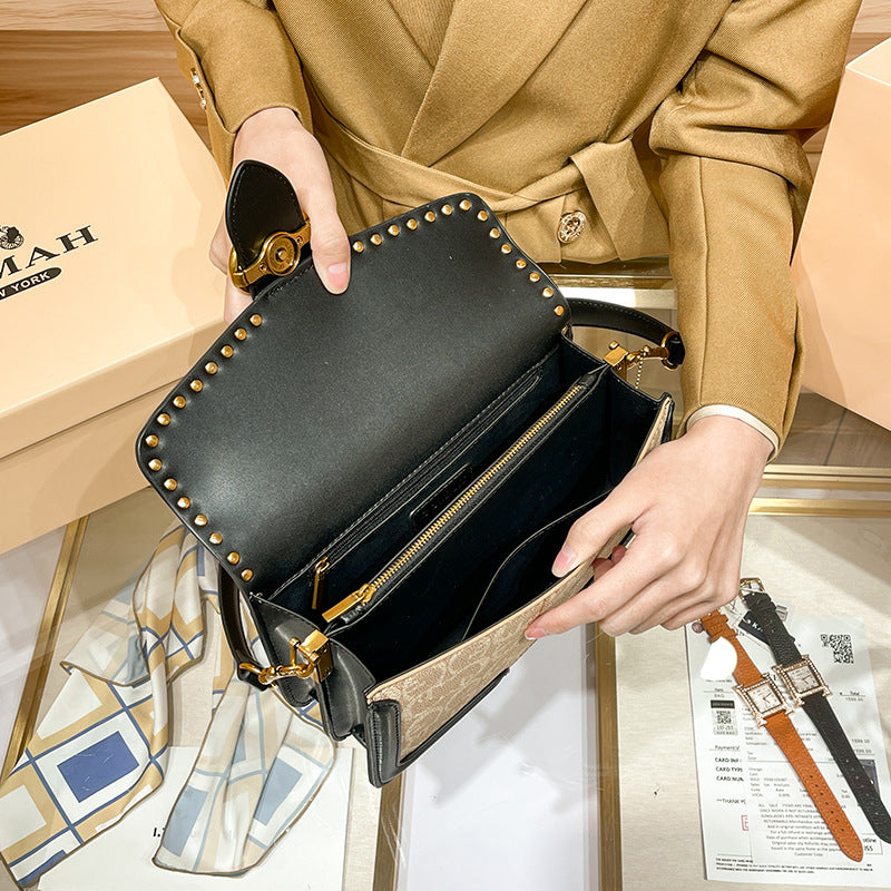 Womens Dionysus Messenger Bag