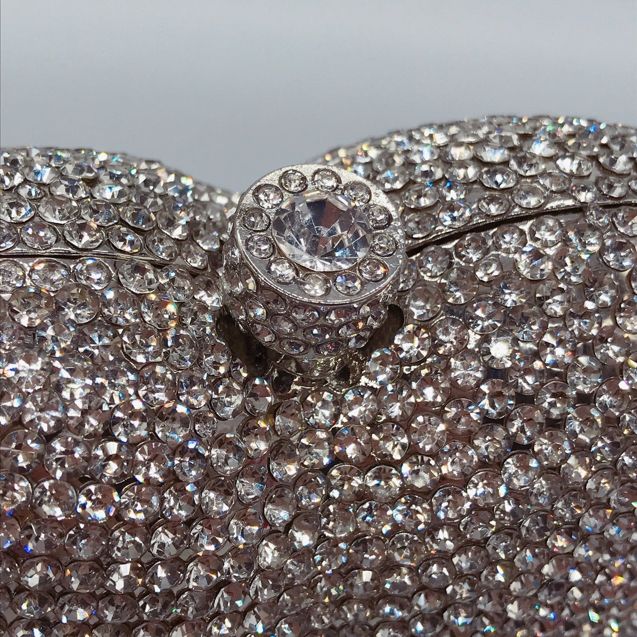 Diamond-encrusted Evening Bag European And American Solid Color Full-diamond Clutch Bag Red Dress Heart-shaped Crystal Diamond Women's Bag Chain