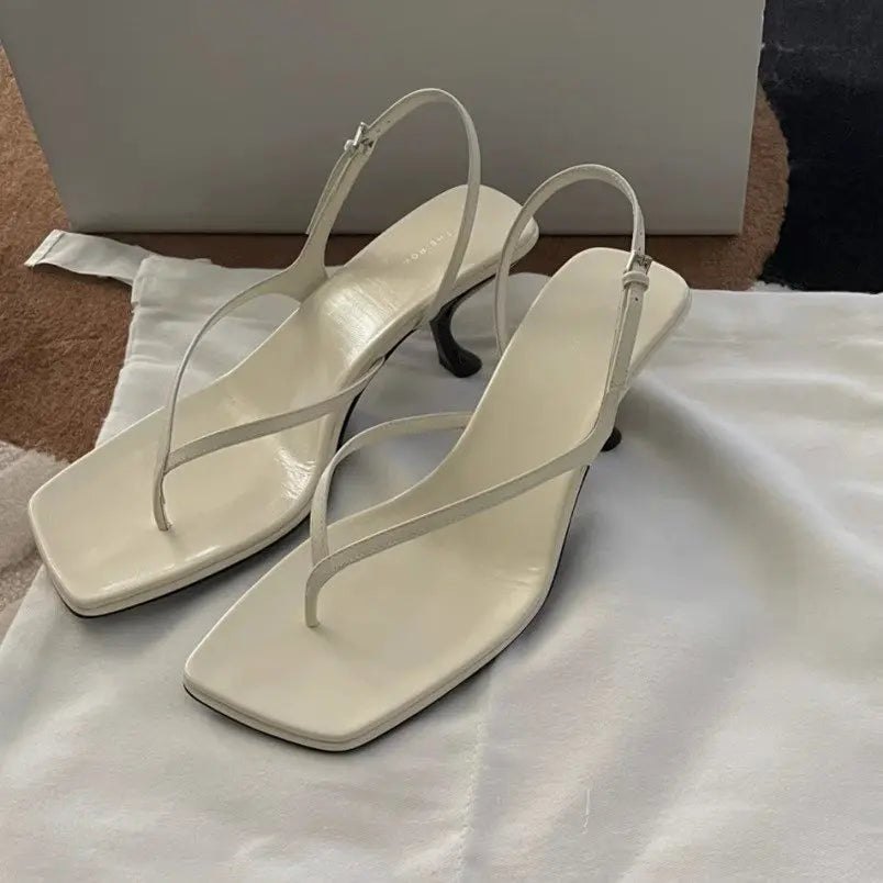 New French Cat Heel