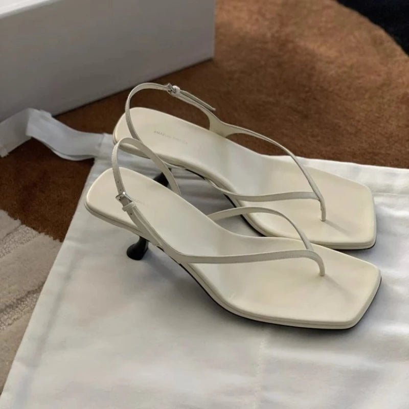 New French Cat Heel