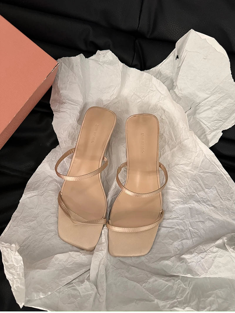 Band Heel Women Slippers