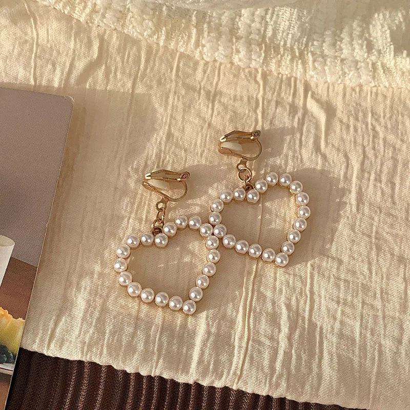 Simple Female Ear Clip Without Ear Hole Retro and Versatile Temperament Advanced Sense Minority Design Sense Pearl Earrings