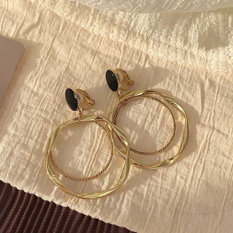 Simple Female Ear Clip Without Ear Hole Retro and Versatile Temperament Advanced Sense Minority Design Sense Pearl Earrings