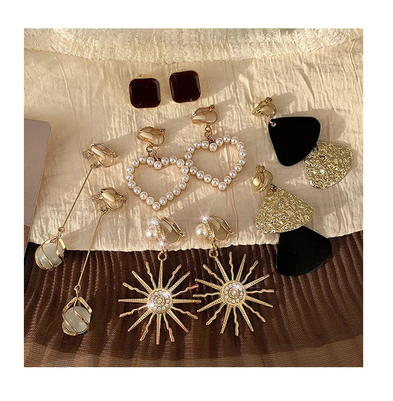 Simple Female Ear Clip Without Ear Hole Retro and Versatile Temperament Advanced Sense Minority Design Sense Pearl Earrings