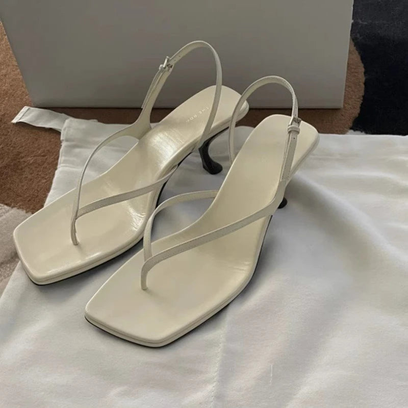 New French Cat Heel