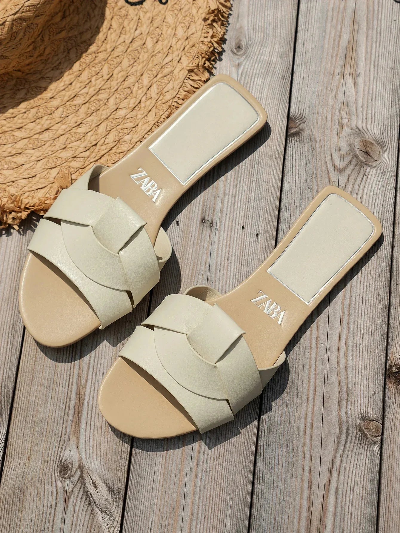 Flat Slippers