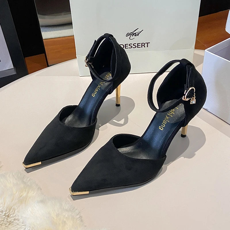 New women's style .