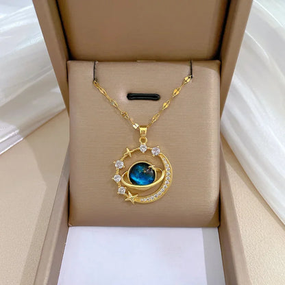 pendant necklace