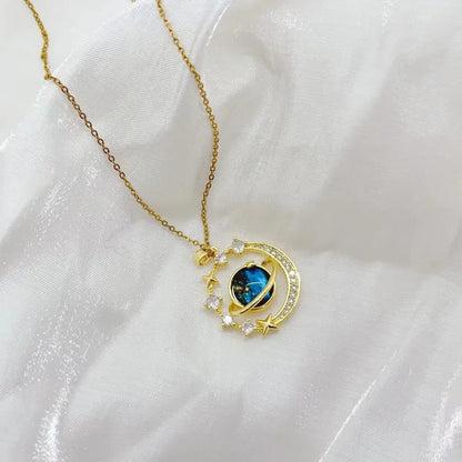 pendant necklace