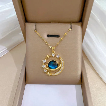 pendant necklace
