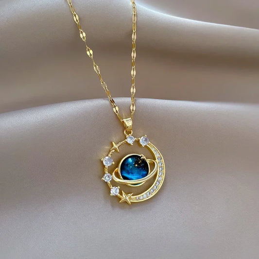 pendant necklace