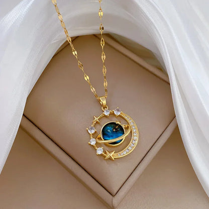 pendant necklace